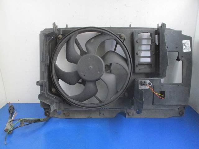 фото №1, Partner lift 2.0hdi pas передний вентилятор радиатора