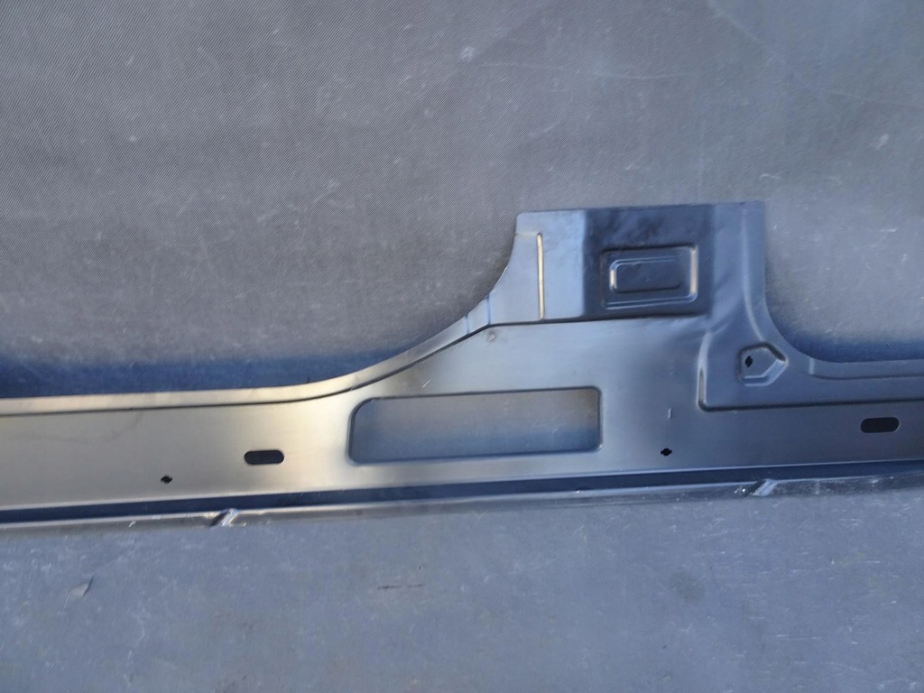 фото №8, Renault trafic iii 14- обшивка порог правый oryg