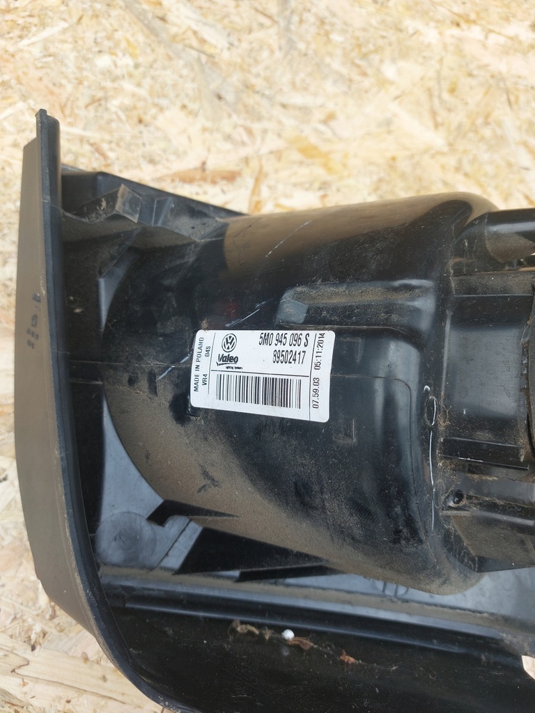 фото №13, Vw golf vi plus 1.6 tdi 09r лампа правый задняя 5m0945096s