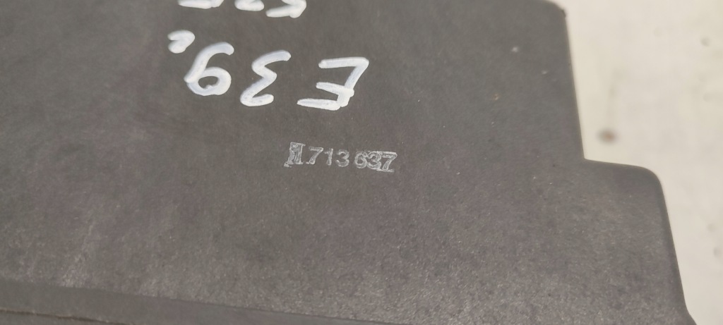 Корпус фільтра повітря 1713637 bmw e39 Доставка