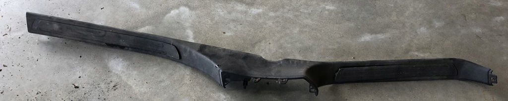 фото №1, Audi q7 обивка порог левая 4l0853369.....