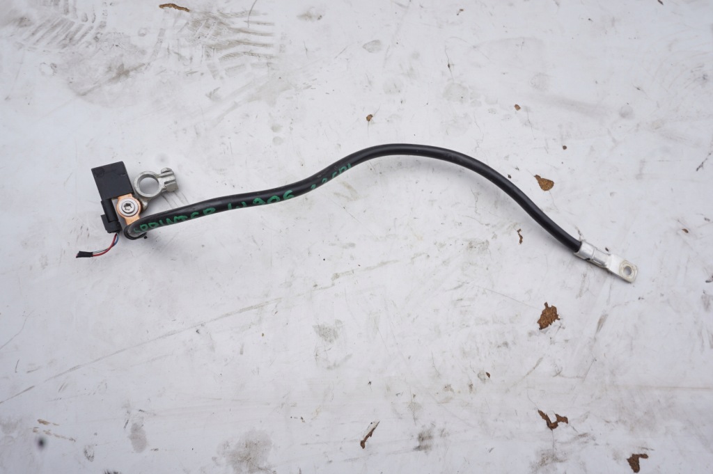 фото №1, Клемма минусовая a9065460121 mercedes sprinter w906