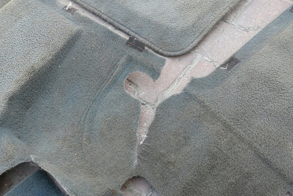 фото №7, Коврик обшивка pod ноги nissan quest iii 02-09