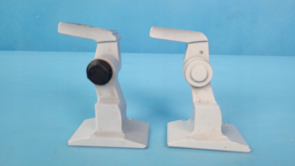 фото №12, Bmw 2' f44 218d петли дверь правый перед 7246066 7246068 комплект