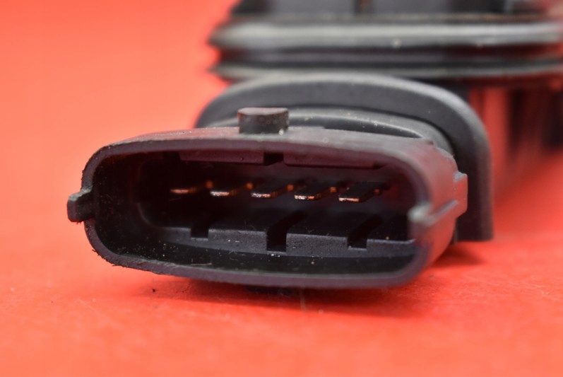 фото №8, Катушка зажигания 0221503026 cadillac cts 1 i 3.2 v6 223 km 02-07