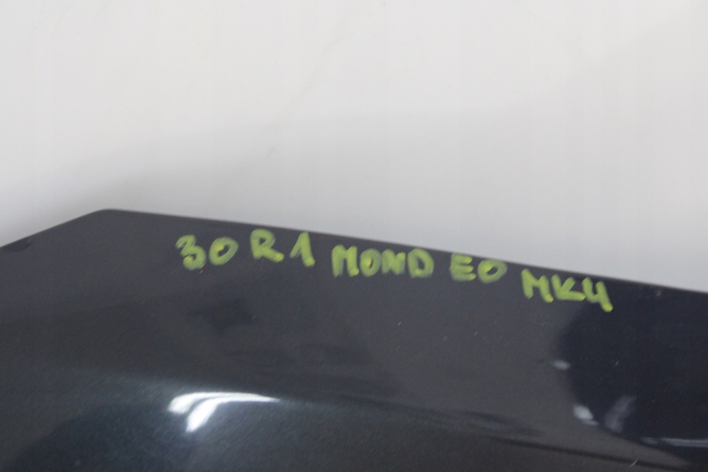 Ford mondeo mk4 рестайлинг  2010r- капот крышка двигателя sa - код лакокрасочного покрытия Оригинал