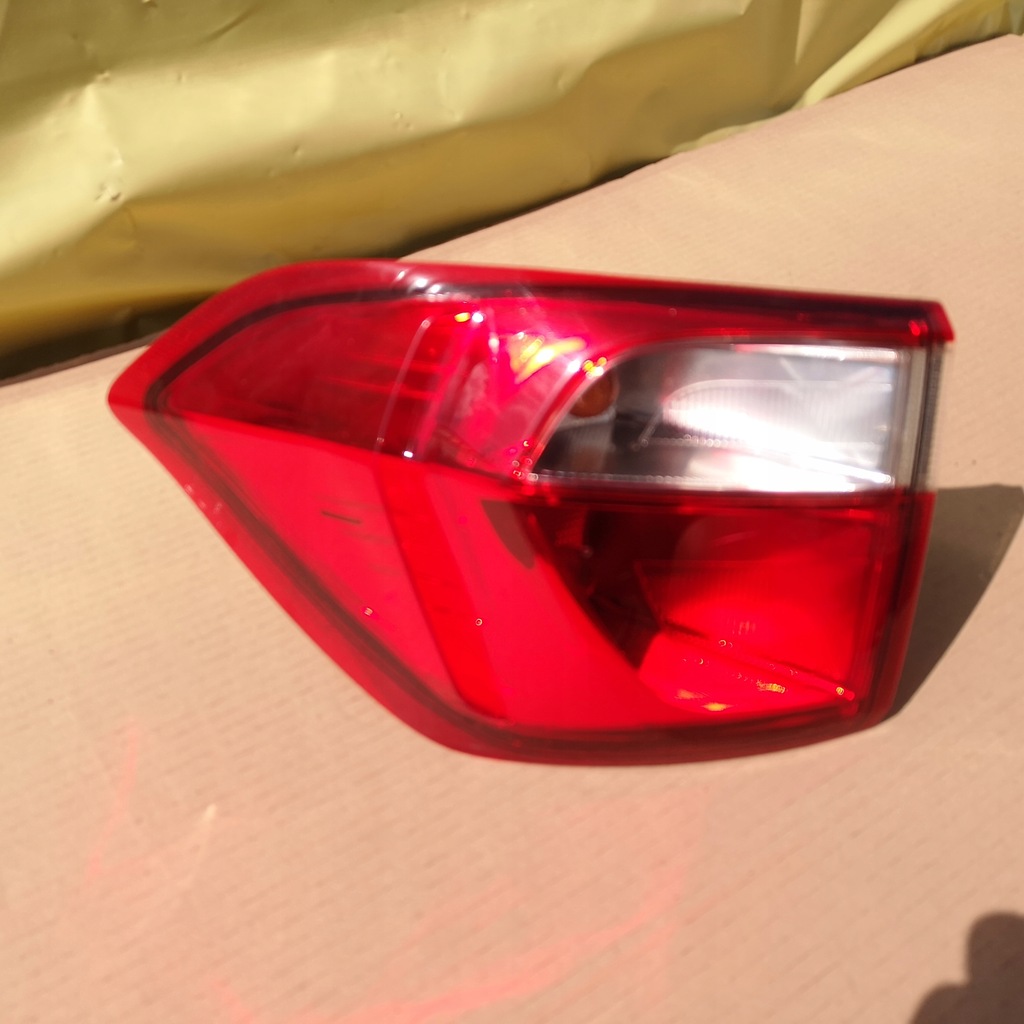 фото №1, Ford ecosport i 13- лампа задняя левая w крыло состояние bdb