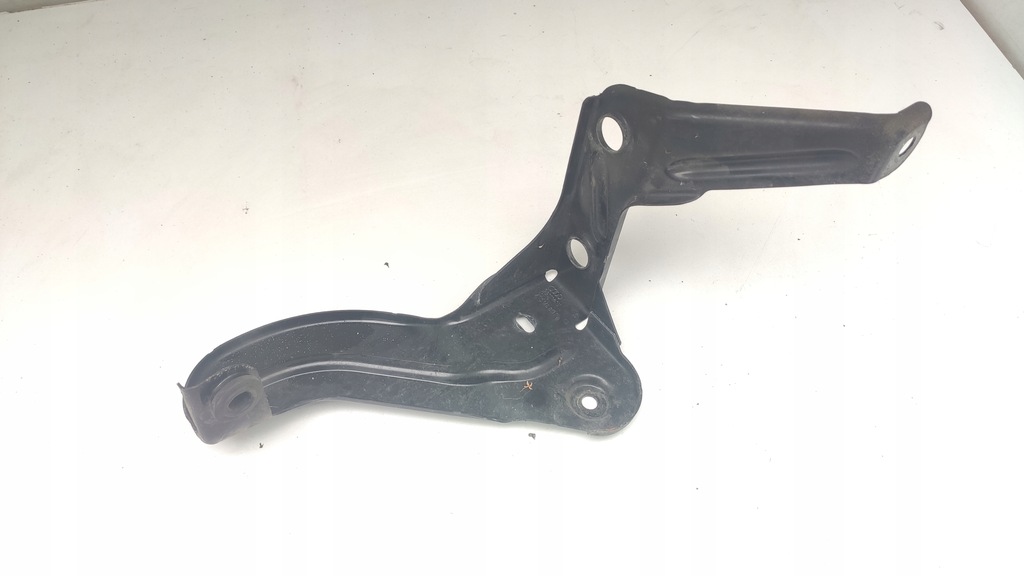 фото №1, Audi a6 c6 кронштейн інтеркулер ліва 4f0145813f