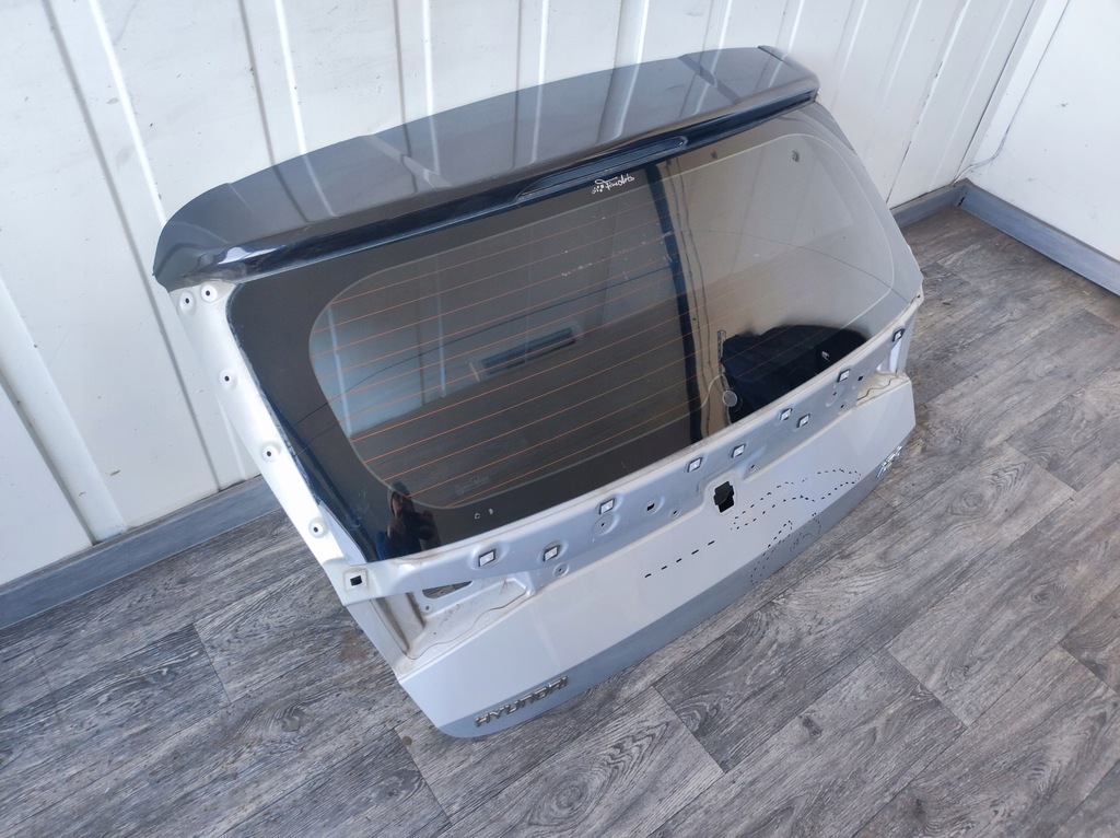 фото №6, Крышка багажника задняя задняя hyundai i20 iii 2020- с стекло ----- poznań