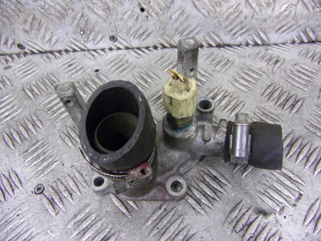 Купити Корпус термостата volvo v50 s40 c30 1.6 1n1g8594