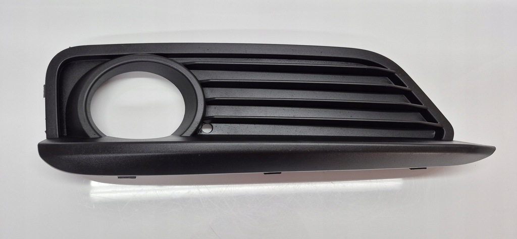 фото №1, Bmw 1 f20 f21 решітка бампера ліва перед