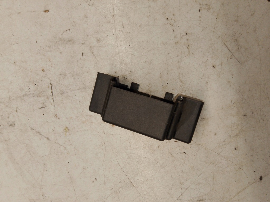 фото №1, Opel astra h крышка предохранителей 13129783