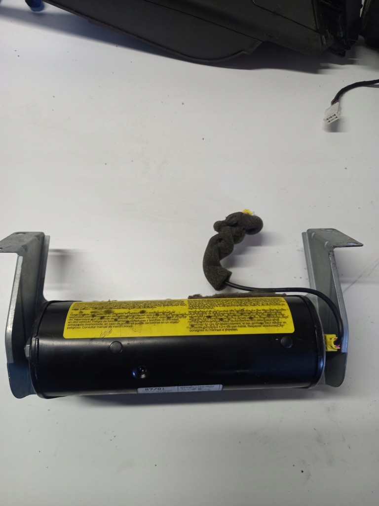 фото №5, Подушка подушка безпеки пасажира vw t4 2.5 tdi 7d0880202