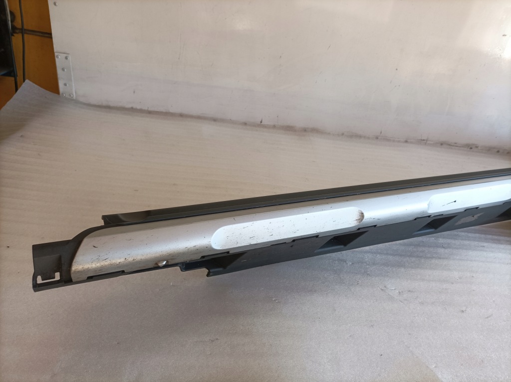 фото №4, Vw passat b8 alltrack левая молдинг порог порог 3g9853855