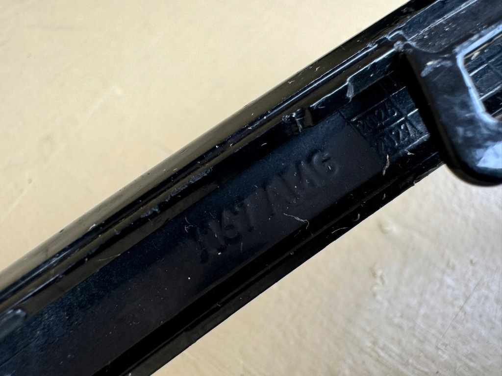 фото №15, Mercedes gle w167 amg 19-23r молдинг бампера права перед a1678857203