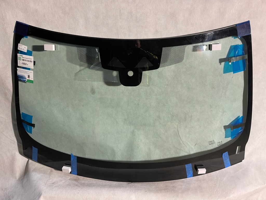фото №1, Стекло передняя лобовое jaguar f-pace hud acoustic cała подогрев po 2020-