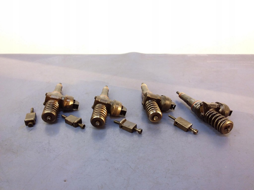 фото №1, Audi a3 8l 1.9tdi насос-форсунка 0414720213