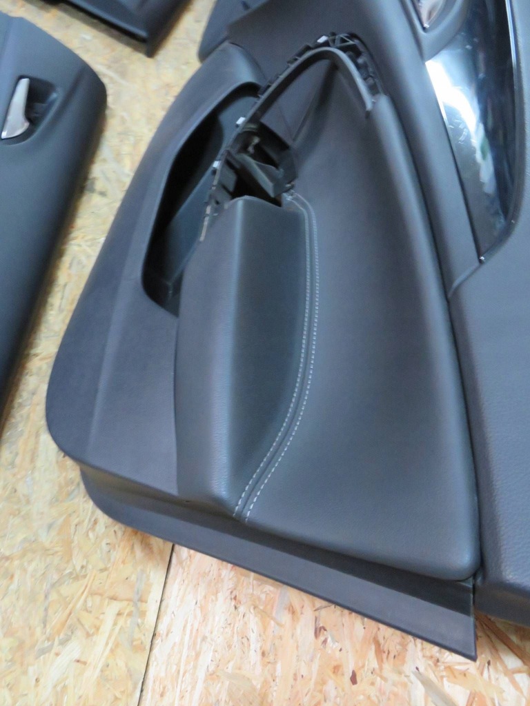 Opel insignia a рестайлинг  универсал обивка обшивка дверь комплект ангельcьки Оригинал