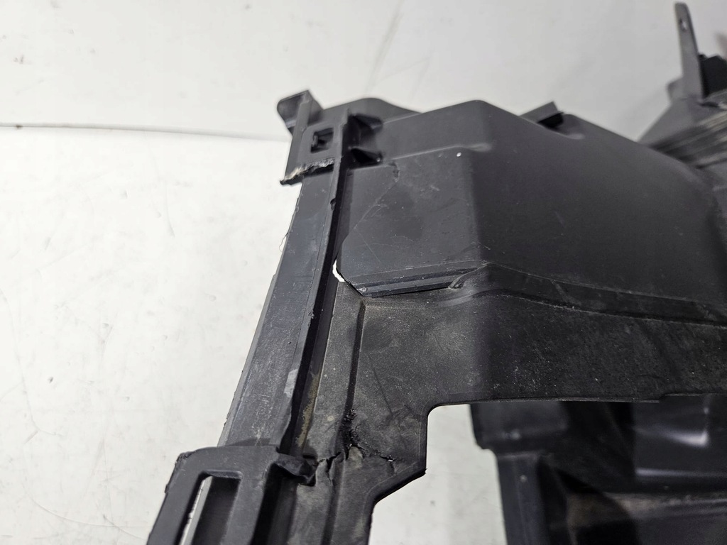 фото №9, Peugeot 308 t10 iii повітропровід повітря ловець 9836046580