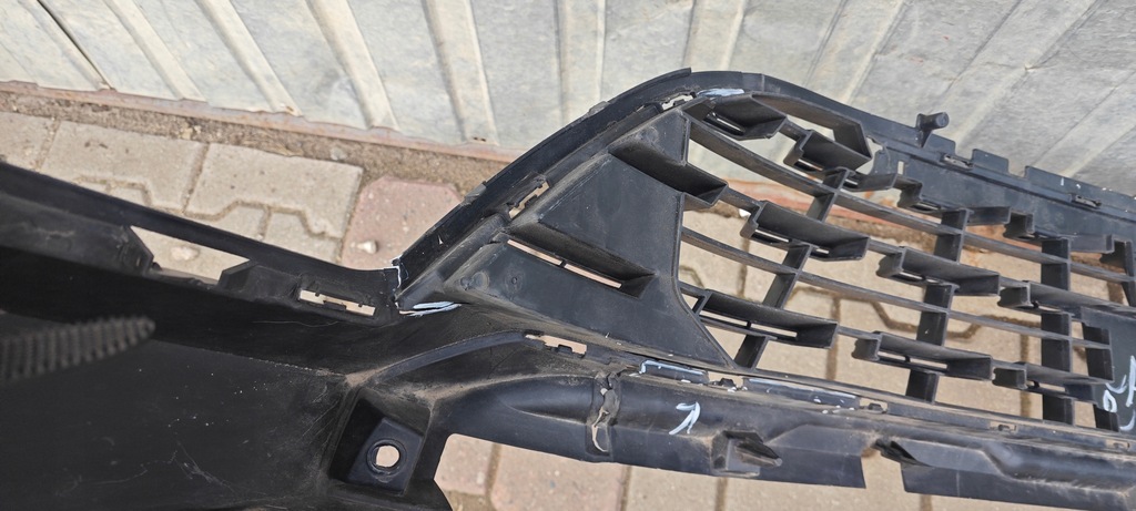 фото №6, Решітка бампера перед renault captur ii