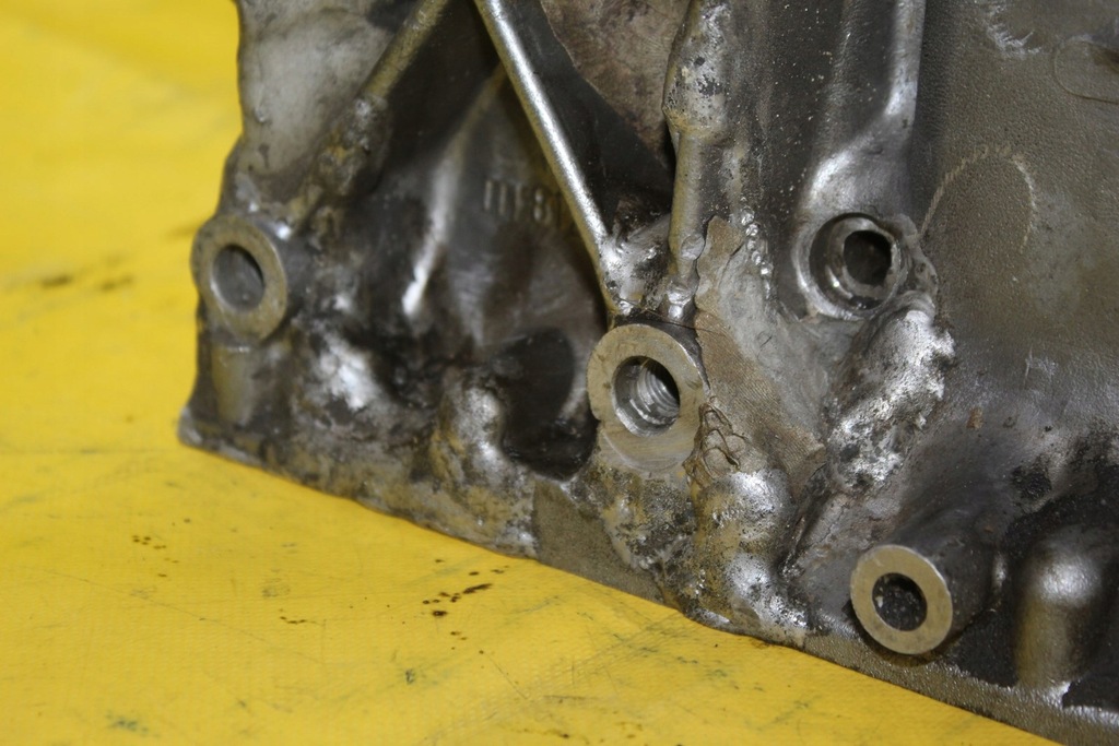 фото №6, Блок stolik do biura a6 c4 4.2 b v8 v10