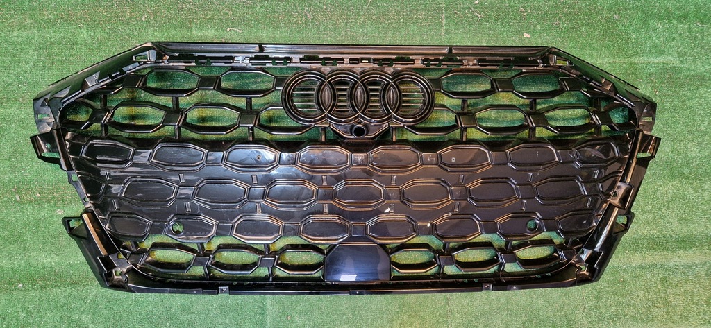 фото №1, Решётка радиатора передняя решётка радиатора перед audi rs3 8y0853651 pod камера