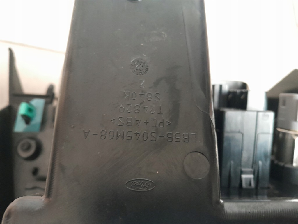 Ford explorer vi mk6 2020- 2.3b туннель средний панель бардачок lb5b-s045k12-a Киев