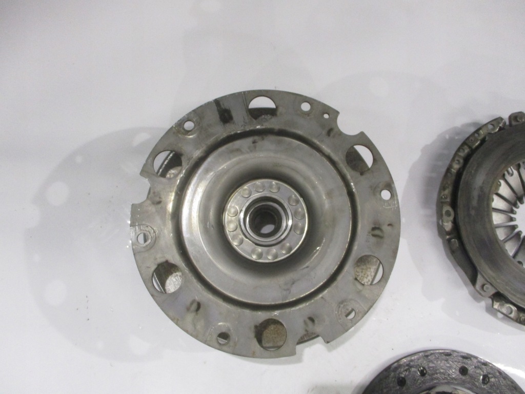 фото №6, Сцепление диск прижим колесо маховик комплект audi a4 b8 2.0 tdi 3082001011