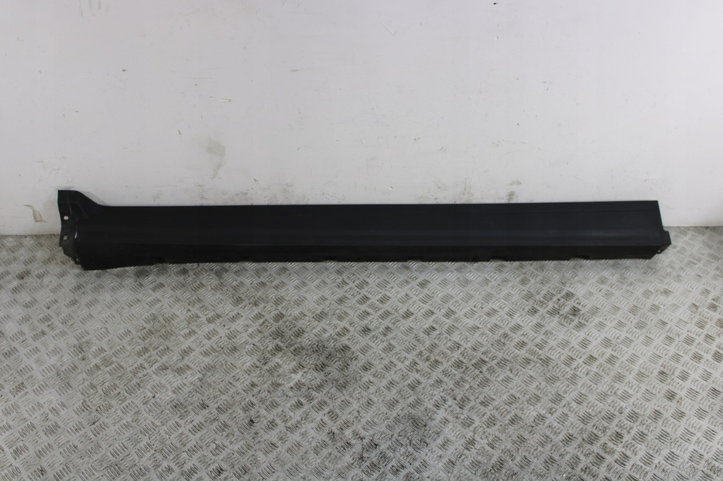 Купити Накладка поріг поріг правий maserati levante m161 670040336