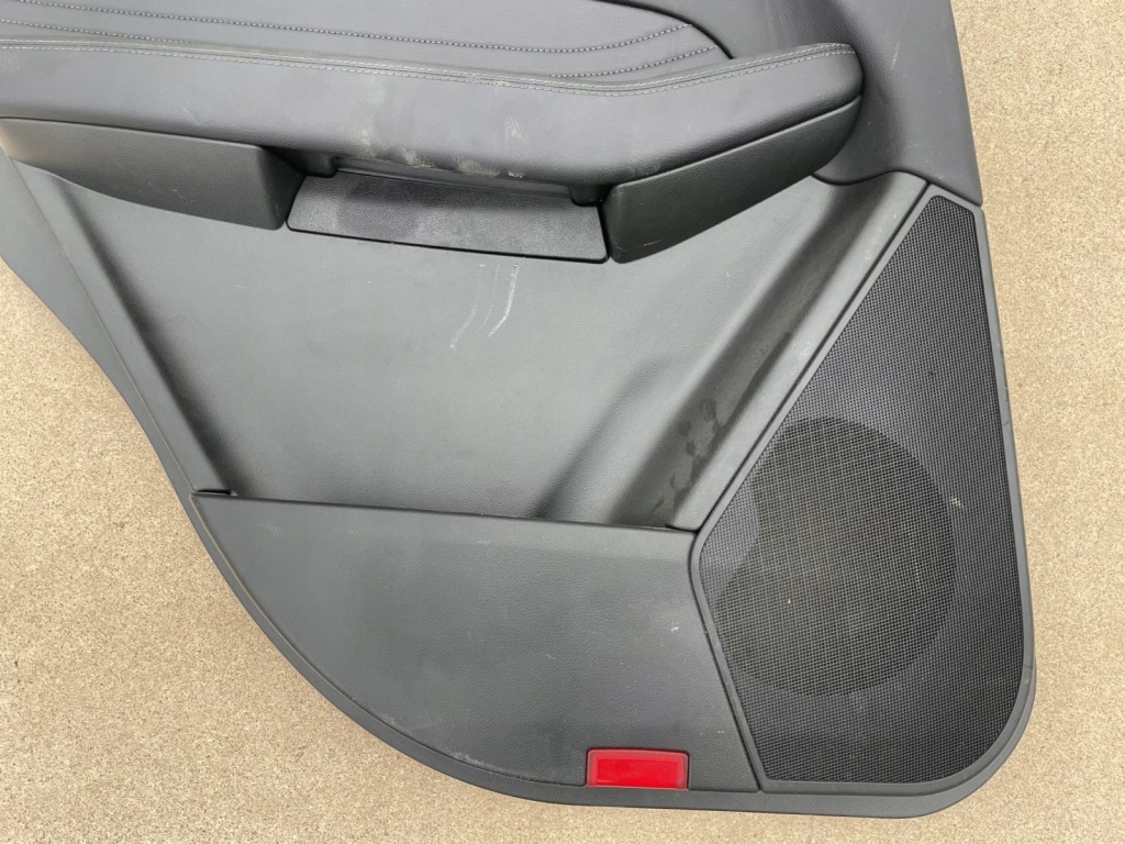 фото №2, Обшивка дверь задняя левый mercedes gle w166