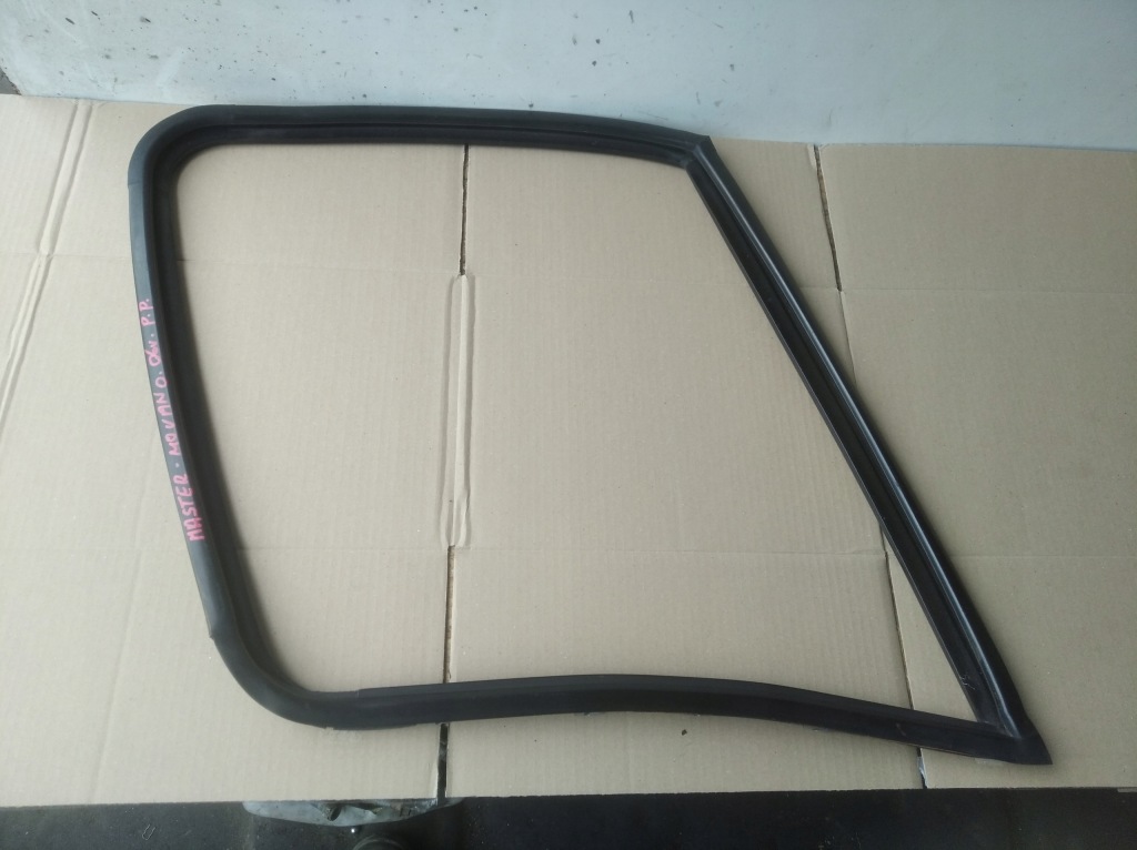 Купить Прокладка стекло дверь перед правая renault master 2 рестайлинг