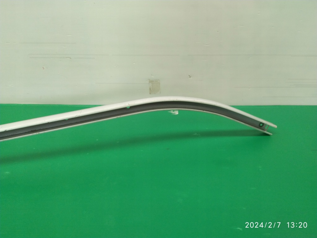 фото №2, Направляющая направляющая дверь правая верхний renault master iii 777900002r