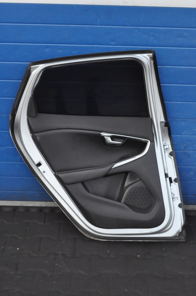 фото №10, Volvo v40 ii двері лівий задня задні 711-16 повний
