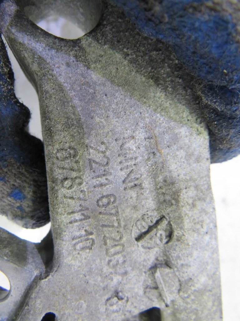 фото №7, Кронштейн розподільного валу mini cooper r56 1.6