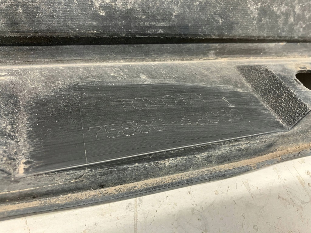 фото №10, Rav4 v защита молдинг порог левая #1