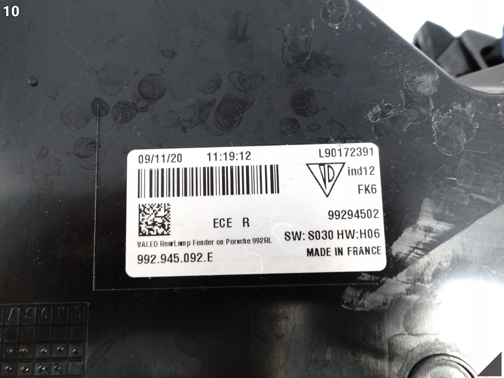 фото №11, Porsche 911 992 19- лампа led права задня eu