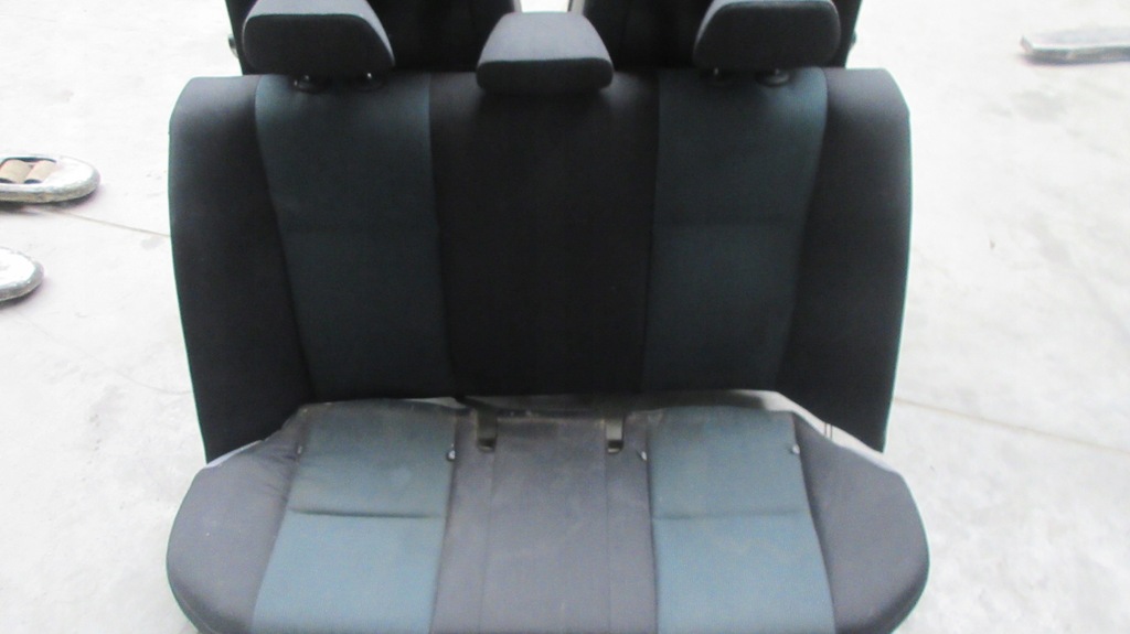 фото №9, Mercedes-benz c w204 2010 sedan сидіння сидіння заднє сидіння