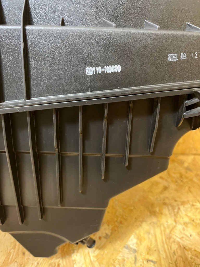 Корпус фильтра воздуха hyundai staria 2.2 дизель оригинал демонтаж 21-26r с Разборки