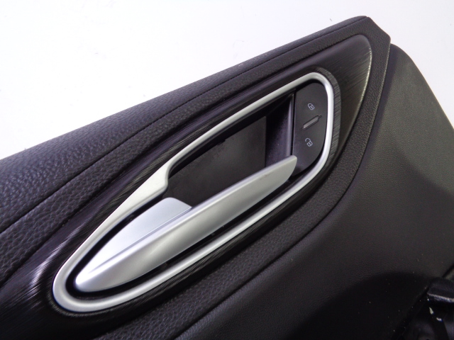 фото №3, Оббивка двері лівий перед alfa romeo giulia 2016 rok