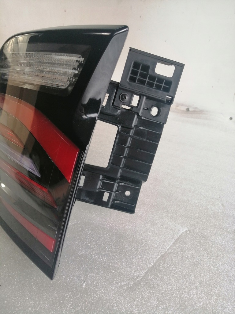 фото №9, Kia sportage v лампа задняя левая 92402-r2100