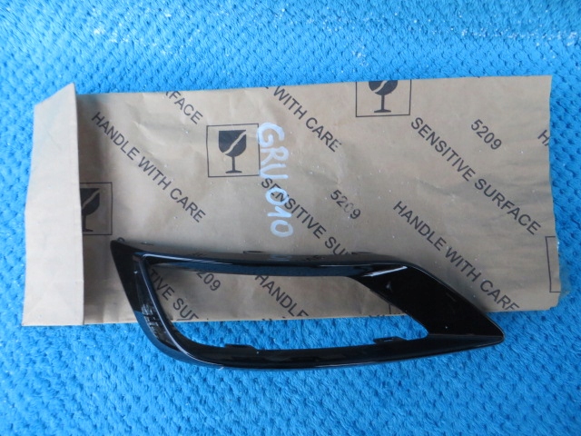 фото №2, Audi q8 4m8 рамка решётка решётка радиатора правая nowa orygin.