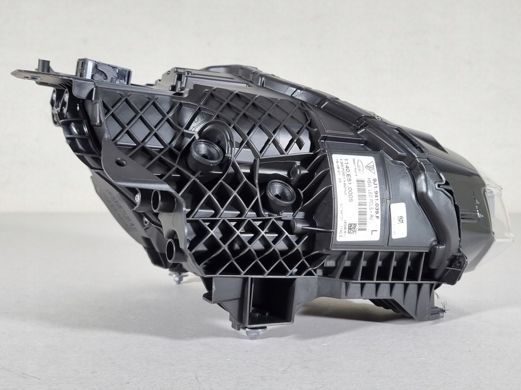 фото №13, Porsche taycan 9j1 full led лампа левая правая перед фары eur - nowe