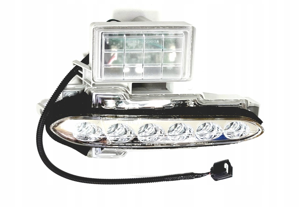 фото №1, Правое свет led drl движение dzinnej nissan gt-r новый оригинальный номер