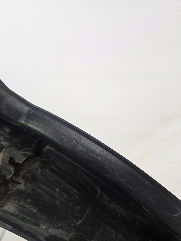 фото №14, Citroen c5 aircross молдинг накладка na крыло задняя правый 9816832277