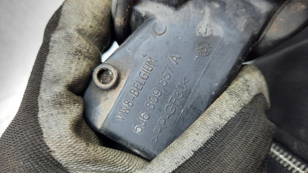 фото №10, Кришка заливної пального 5j6809857a skoda fabia ii