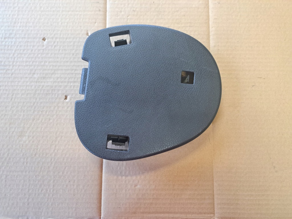 фото №1, Dacia dokker заглушка пластик багажника ліва