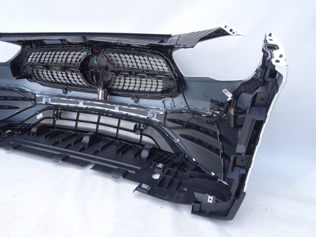 фото №8, Бампер перед mercedes h247 gla amg камера датчик