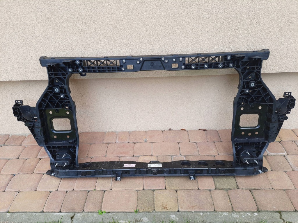 фото №1, Kia sportage v 5 pas передний усилитель передний 64101r2000