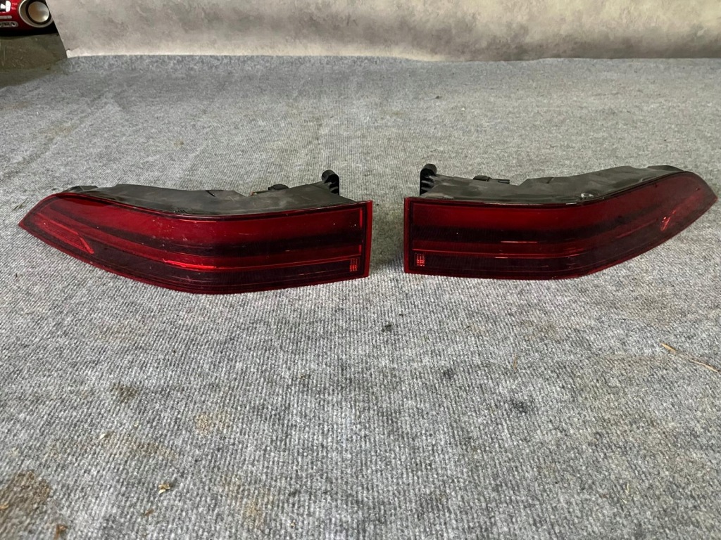 фото №1, Лампа задня led jaguar e-pace j9c3-13404-dc