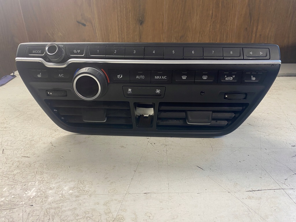 фото №1, Bmw i3 панель кондиціонера радіо 9379121